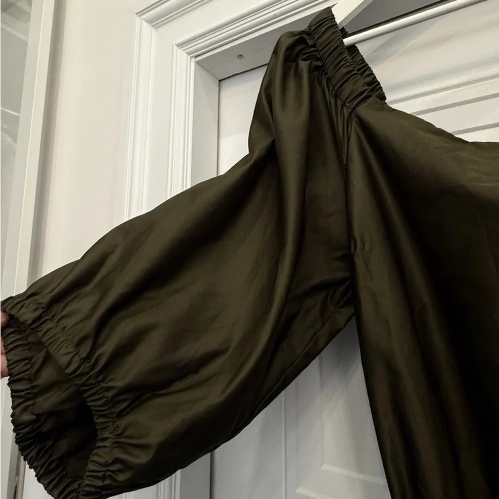 SAMANT CHAUHAN NWT OLIVE GREEN CARGO DRESS OFF SHOULDER ANTHRO 1X $190 - Picture 4 of 6